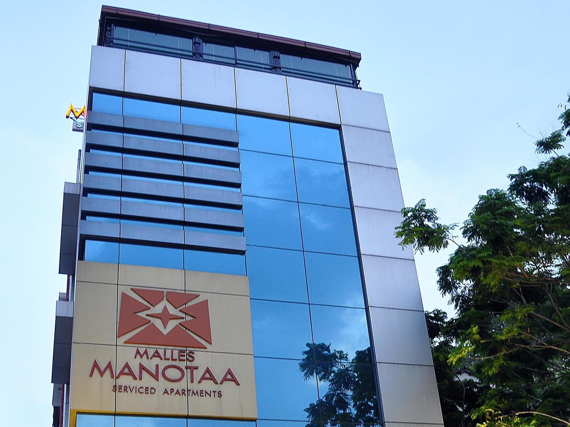 Malles Manotaa Chennai Bagian luar foto